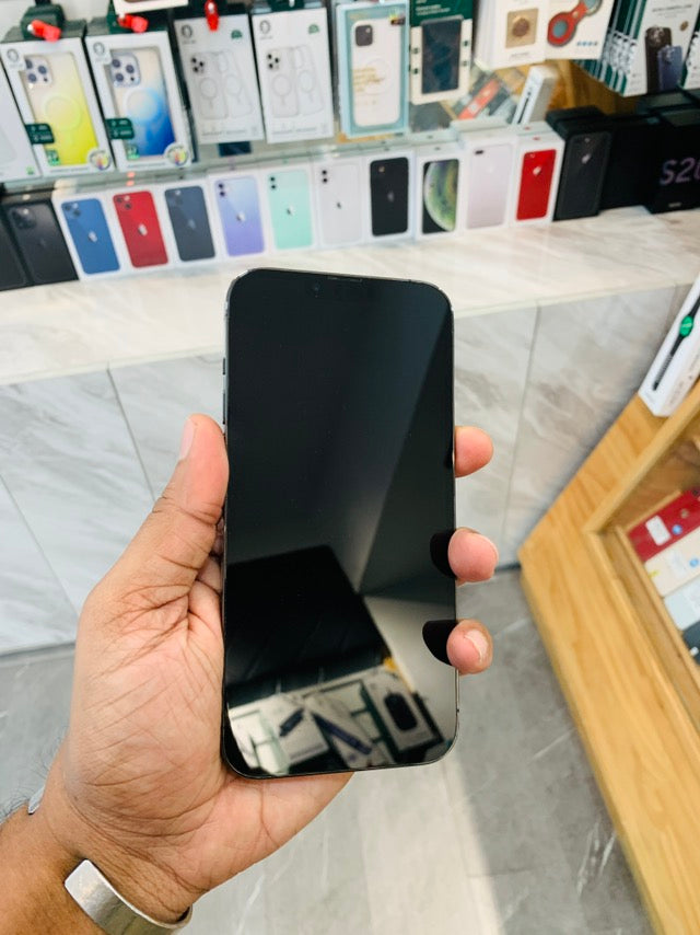 iPhone 13 Pro Max 256GB - Used Like New