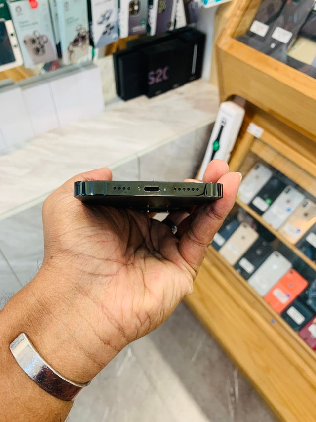 iPhone 13 Pro Max 128GB - Used Like New